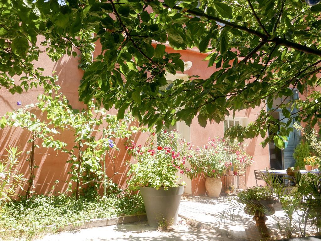 Hotel Vieux Port Panier Jardin Marsella Exterior foto